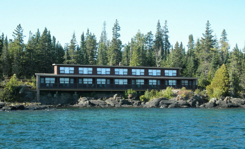 Rock Harbor Lodge - Web Listing (newer photo)